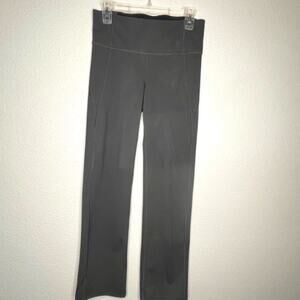 Under Armour Womens Straight Leg Yoga Pants Workout Leggings Gray Sz 6